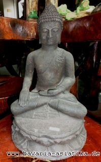 Buddha - Lavastein.JPG