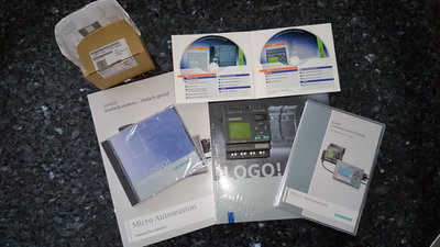 Siemens Logo 6ED1052-1FFB00-0BA6.jpg