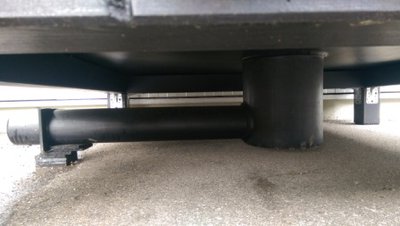 Becken Ablauf von außen.jpg